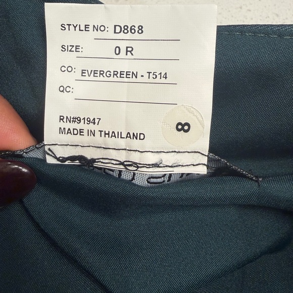 New ALFRED SUNG Bow Strap Satin Twill Trumpet Gown in color EverGreen - Picture 9 of 10